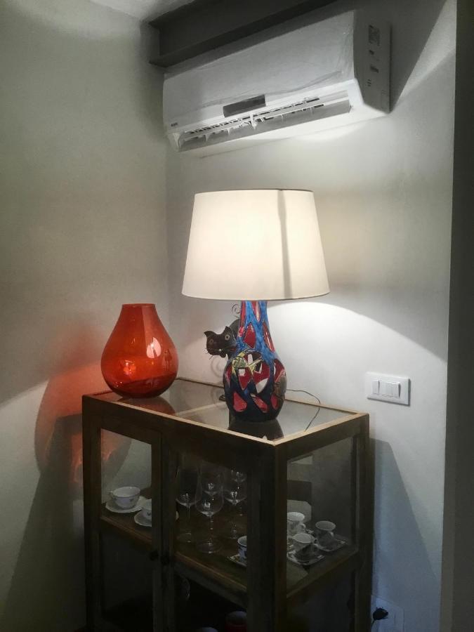 Torre Guinigi Luxury Loft Nel Centro Storico Di Lucca Apartman Kültér fotó