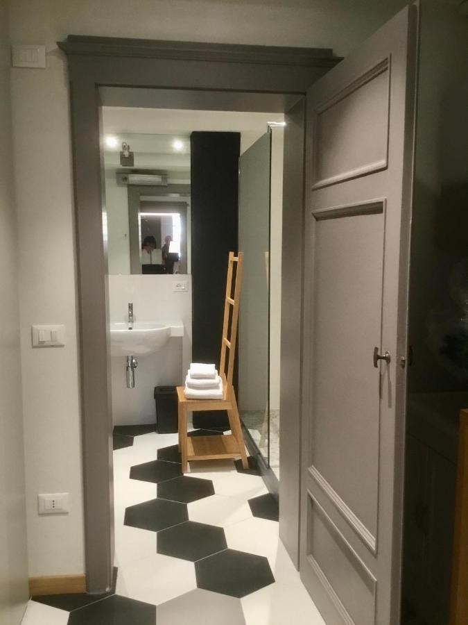 Torre Guinigi Luxury Loft Nel Centro Storico Di Lucca Apartman Kültér fotó